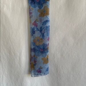 Blue, tan, and rose floral print 19-inch square scarf